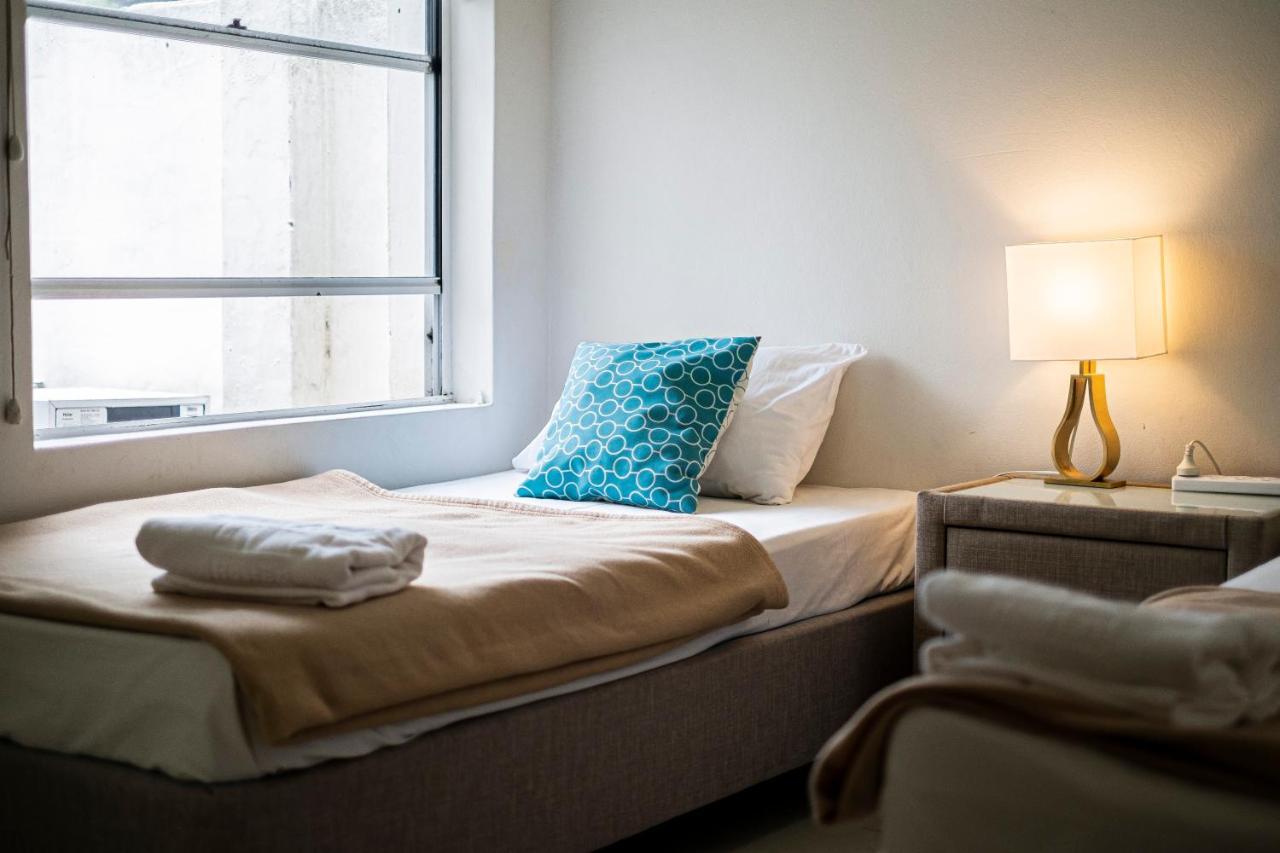 Manly Beach Hostel Сідней Екстер'єр фото